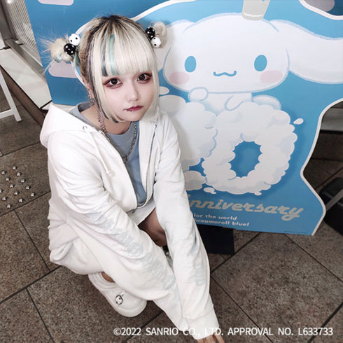 『サンリオキャラクターズ』QOOZA×Cinnamoroll / シナモロールコラボパーカー ホワイト
