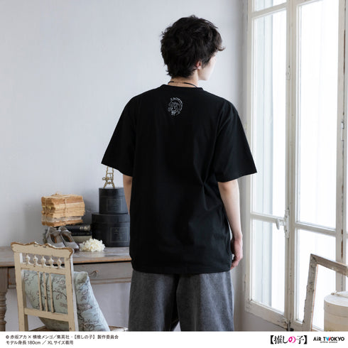 『【推しの子】』TVアニメ第2弾 モノトーンシーンイラストTシャツ 4(有馬かな&アクア)ブラック