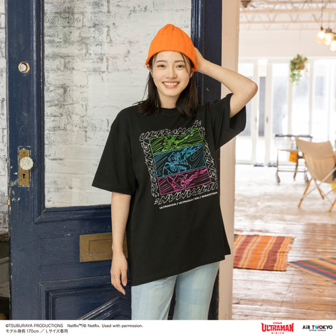 『ウルトラマン ULTRAMAN: RIING』第1弾 アメコミイラストTシャツ 6(親子のスペシウム光線)ブラック