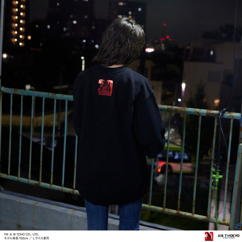 『ゴジラVデストロイア』30周年 シーンイラストスウェット 1(呉爾羅)