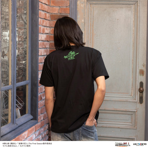 『進撃の巨人』The Final Season ウォールアート第2弾 Tシャツ(リヴァイ)