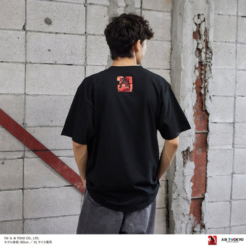 『ゴジラVデストロイア』30周年 シーンイラストTシャツ 1(呉爾羅)ブラック