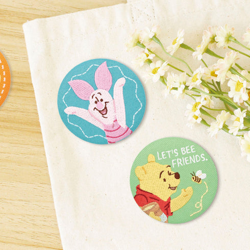 『ディズニー』シークレット刺繍缶バッジ Winnie the Pooh【BOX】