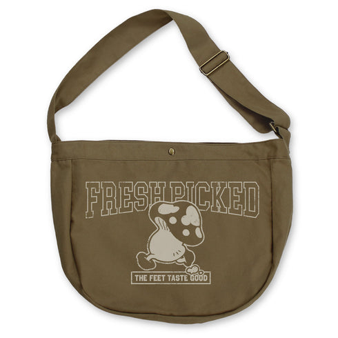 『ダンジョン飯』歩き茸 ニュースペーパーバッグ モス