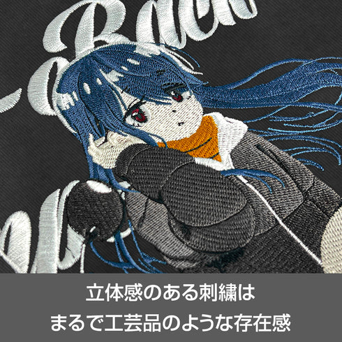 『ゆるキャン△ SEASON3』描き下ろし 志摩リン 刺繍ワークシャツ バイクでひといきVer. グレー L