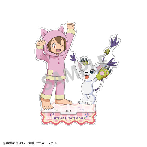 『デジモンアドベンチャー』アクリルスタンド_ 八神ヒカリ&テイルモン/寝起き