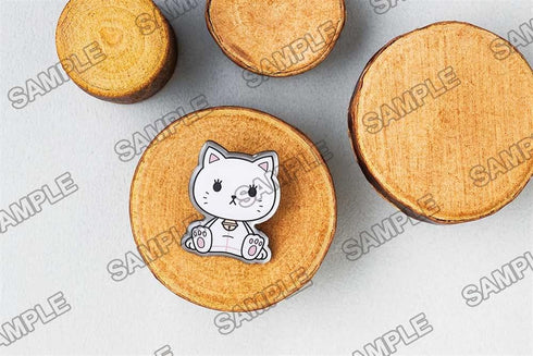 "Alya-san, My Neighbor Who Sometimes Murmurs Sweet Notions in Russian" Alya-nyan Pin Badge