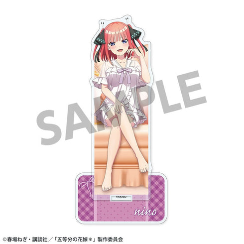 『五等分の花嫁*』描き下ろしアクリルスタンド 中野二乃 ナイトウェア ver.