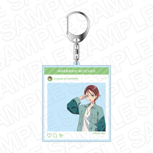 『オリジナル前橋ウィッチーズ』SNS風アクリルキーホルダー 北原 キョウカ 私服(春) ver.