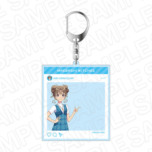 『オリジナル前橋ウィッチーズ』SNS風アクリルキーホルダー 上泉 マイ 私服(春) ver.