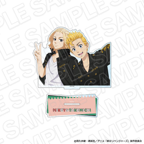 "Tokyo Revengers" Large Acrylic Stand: A Selfie Ver.