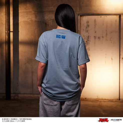 "Baki-do" Scene Illustration T-Shirt 1 (Spending the Whole Day in Martial Arts) Cement Blue
