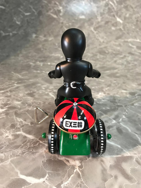 『仮面ライダーシリーズ』EX三輪車 ショッカー戦闘員 Bタイプ【202410再販】