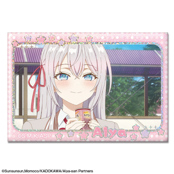 『時々ボソッとロシア語でデレる隣のアーリャさん』ホログラム缶バッジ デザイン03(アーリャ/C)【202509再販】