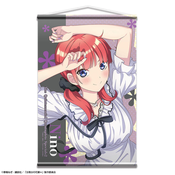 『五等分の花嫁*』B2タペストリー ナイトドレスVer. デザイン02(中野二乃)【202507再販】
