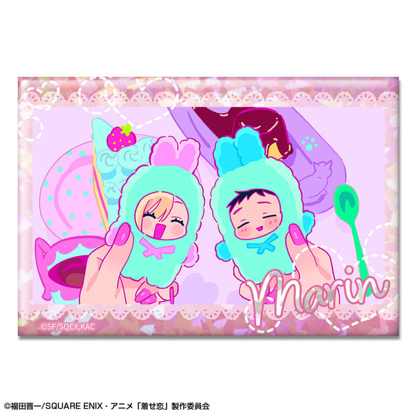 『その着せ替え人形(ビスク・ドール)は恋をするSeason 2』ホログラム缶バッジ エンディングVer. デザイン05(喜多川海夢/D)【202512再販】