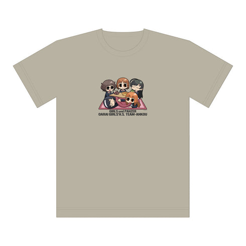 『ガールズ&パンツァー 最終章』Tシャツ(あんこうチーム/こたつ)