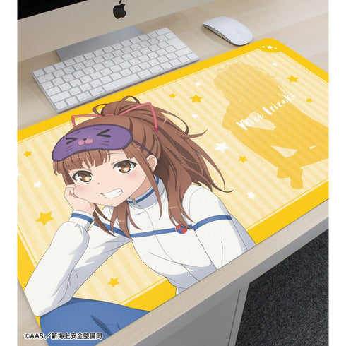 『ハイスクール・フリート』描き下ろし 西崎 芽依 衣装交換(パジャマ)ver. マルチデスクマット【202603再販】