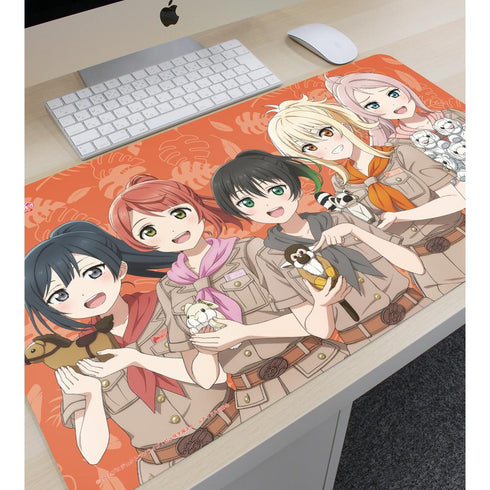 『ラブライブ!虹ヶ咲学園スクールアイドル同好会』東武動物公園コラボ 描き下ろし 2年生 サファリルックver. マルチデスクマット【202505再販】