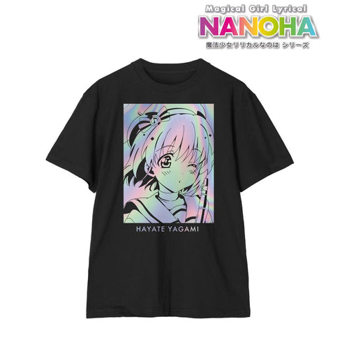 『魔法少女リリカルなのはシリーズ』描き下ろし 八神はやて 吹奏楽ver. ホログラムTシャツメンズ【202506再販】