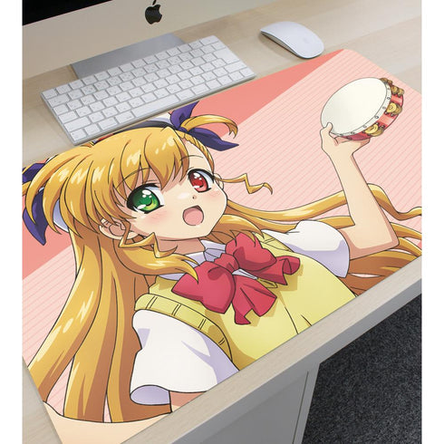 『魔法少女リリカルなのはシリーズ』描き下ろし 高町ヴィヴィオ 吹奏楽ver. マルチデスクマット【202506再販】