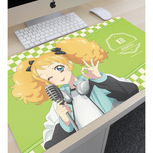 『アイカツ! 10th STORY ~未来へのSTARWAY~』描き下ろし 冴草きい カジュアルロックver. マルチデスクマット