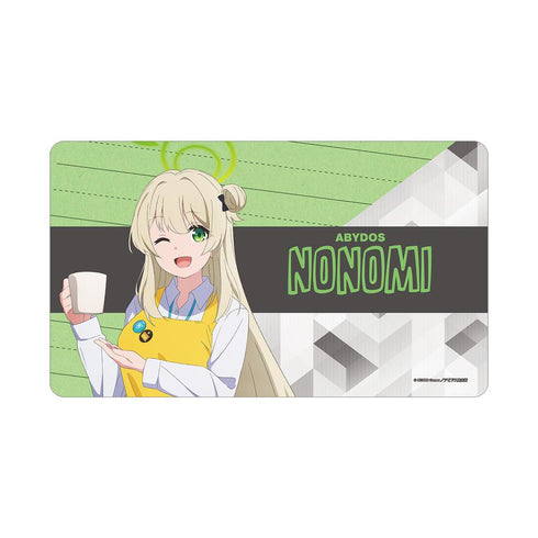 『ブルーアーカイブ The Animation』描き下ろし ノノミ ショップ店員ver. マルチデスクマット