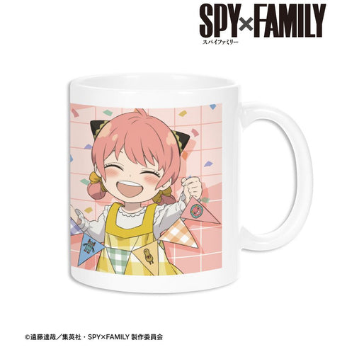 『SPY×FAMILY』描き下ろし アーニャ・フォージャー ホリデーパーティーver. マグカップ ver.B