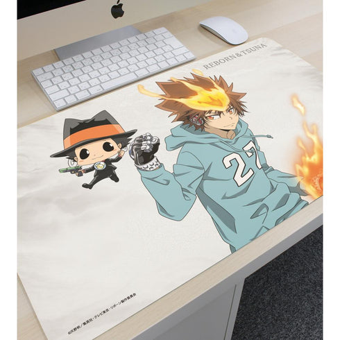 『家庭教師ヒットマンREBORN!』描き下ろし 沢田 綱吉 & リボーン 修業風景ver. マルチデスクマット【202512再販】