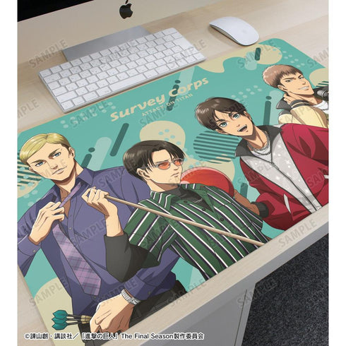 『進撃の巨人』描き下ろし 集合 レトロ風ファッションver. マルチデスクマット【202604再販】