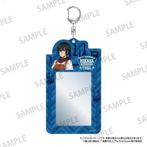『進撃の巨人』カードケースキーホルダー ミカサ・アッカーマン(DIY)