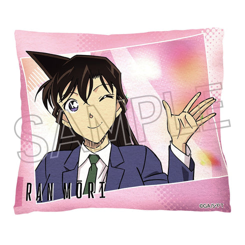 『名探偵コナン』ハイファイブ クッション B(工藤新一・毛利 蘭)