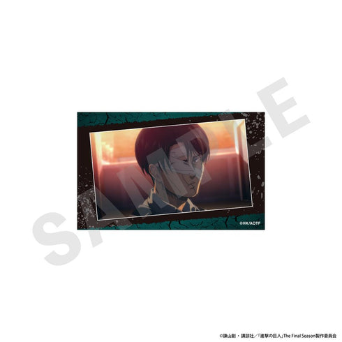 『進撃の巨人』ビジュアルカード3枚セットB(リヴァイ1)