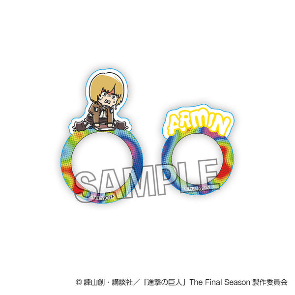 『進撃の巨人』ATSUI指の上の透明リング アルミン