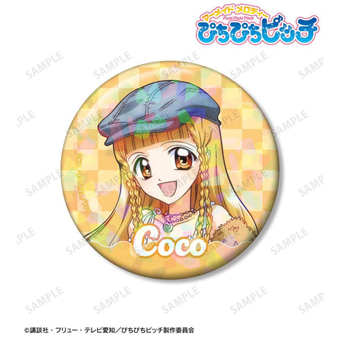 『ぴちぴちピッチ』描き下ろし ココ Y2Kファッションver. 76mmホログラム缶バッジ【202512再販】