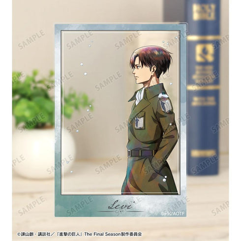 『進撃の巨人』描き下ろし リヴァイ 冬の歩みver. アクリルカード2種セット【202604再販】