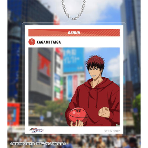 『黒子のバスケ』描き下ろし 火神大我 スポーツホリデーver. SNS風BIGアクリルキーホルダー