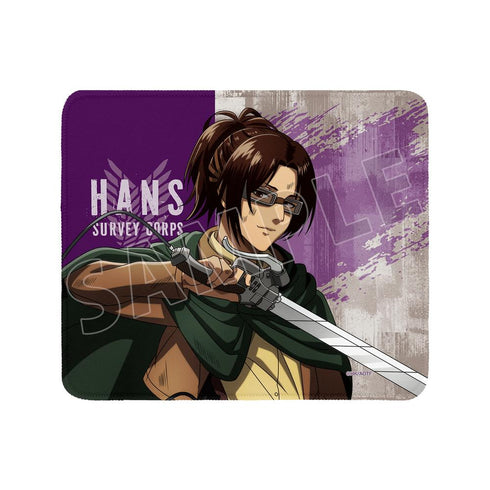 『進撃の巨人』描き下ろし ハンジ 戦いの後でver. マウスパッド