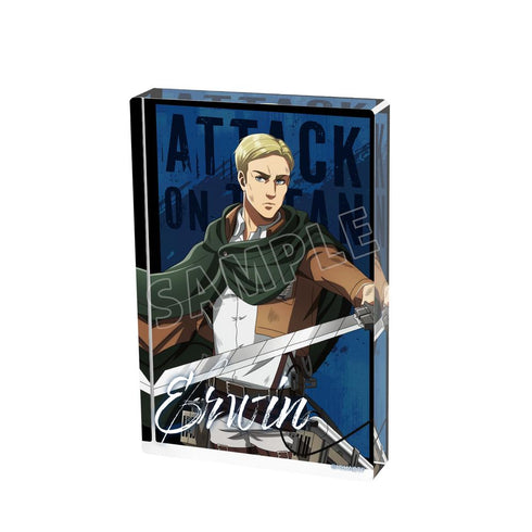 『進撃の巨人』描き下ろし エルヴィン 戦いの後でver. アクリルブロック