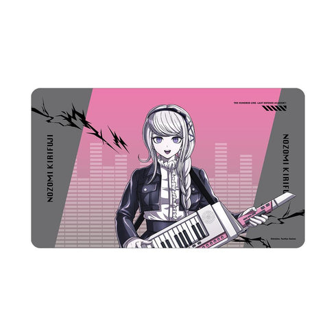 『HUNDRED LINE -最終防衛学園-』描き下ろし 霧藤希 ロックバンドver. マルチデスクマット