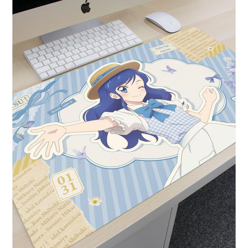 『アイカツ! 10th STORY ~未来へのSTARWAY~』描き下ろし 霧矢あおい カントリーワンピースver. マルチデスクマット【202606再販】