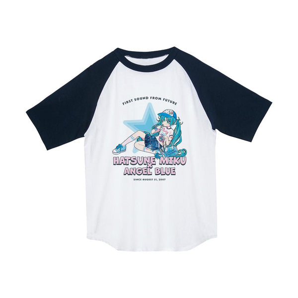 『初音ミク』ANGEL BLUEコラボ 描き下ろし 初音ミク Art by 甘春わすれ ラグランTシャツ ver.Aユニセックス