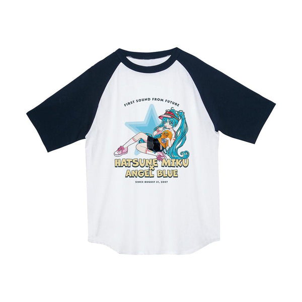 『初音ミク』ANGEL BLUEコラボ 描き下ろし 初音ミク Art by 甘春わすれ ラグランTシャツ ver.Bユニセックス