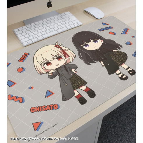 『リコリス・リコイル』meagratiaコラボ 錦木千束&井ノ上たきな ちびキャラ マルチデスクマット ver.A【202603再販】