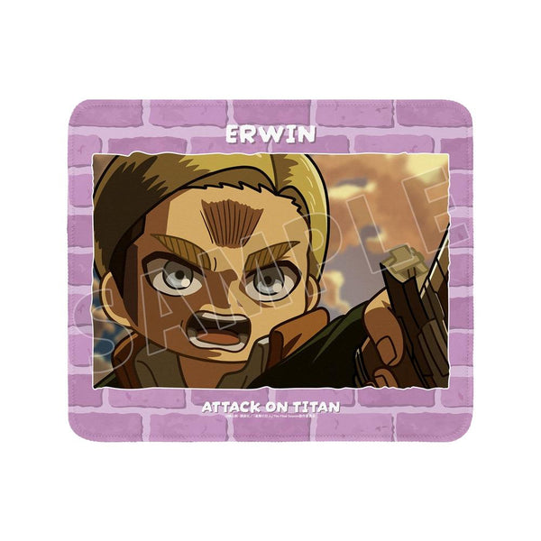 『進撃の巨人』エルヴィン ゆるコマ マウスパッド【202602再販】