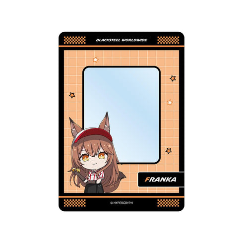 『アークナイツ【焔燼曙明/RISE FROM EMBER】』フランカ ちびキャラ アクティビティスタッフver. B8硬質ケース