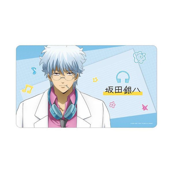 『3年Z組銀八先生』描き下ろし 坂田銀八 ヘッドフォンver. マルチデスクマット