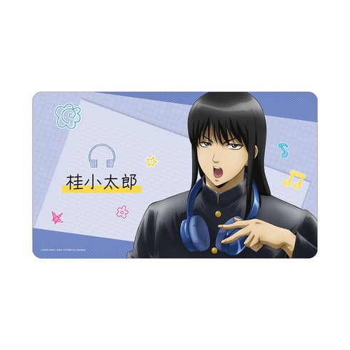 『3年Z組銀八先生』描き下ろし 桂小太郎 ヘッドフォンver. マルチデスクマット