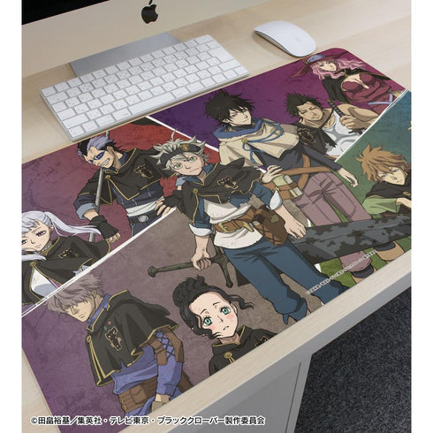 『ブラッククローバー』集合 マルチデスクマット