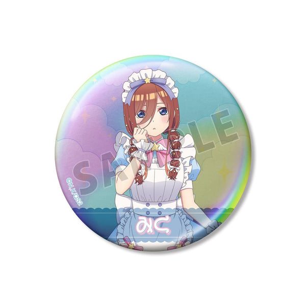 『五等分の花嫁*』描き下ろし 中野三玖 メルヘンメイドver. 75mmオーロラ缶バッジ